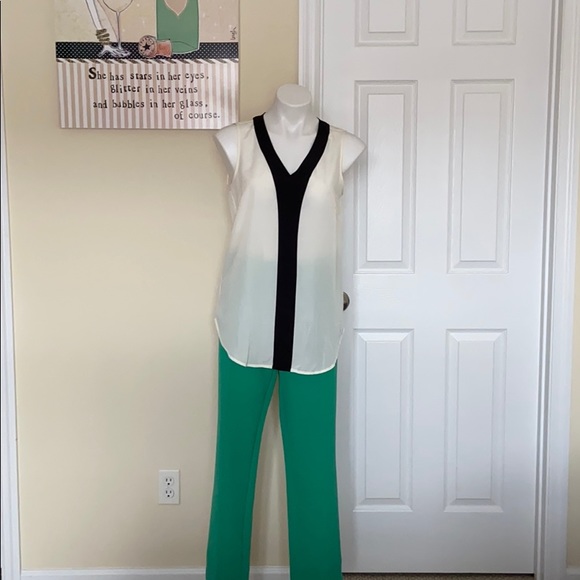 Black/White Shell - Picture 2 of 5